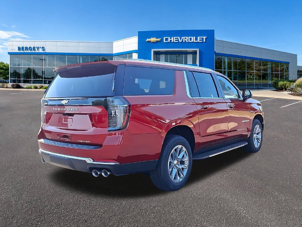 2025 Chevrolet Suburban Premier - Photo 13