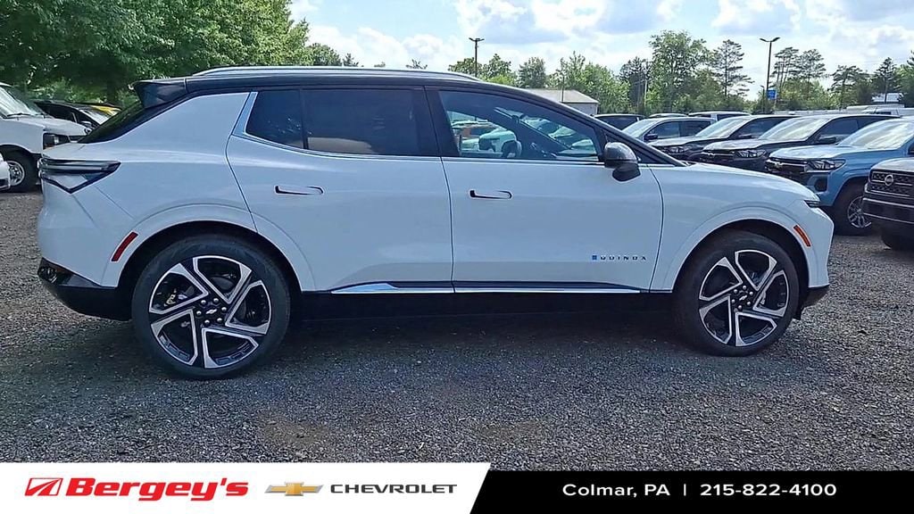 2025 Chevrolet Equinox EV LT - Photo 10