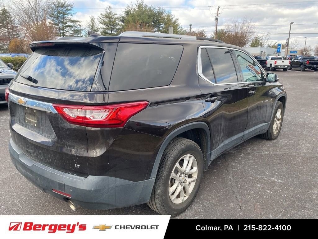 Used 2018 Chevrolet Traverse LT Cloth SUV