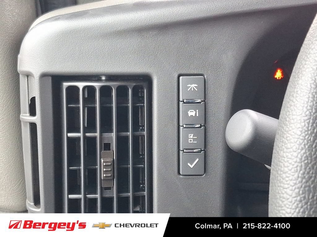 2025 Chevrolet Express Cargo Work Van - Photo 15