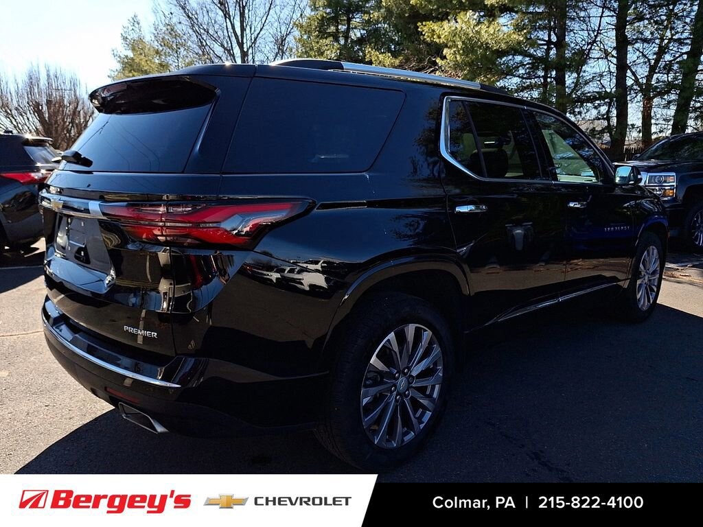 Used 2023 Chevrolet Traverse Premier SUV