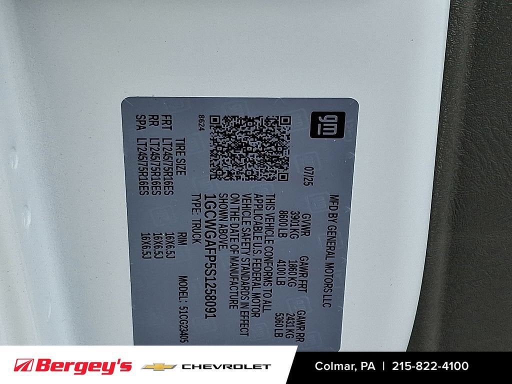 2025 Chevrolet Express Cargo Work Van - Photo 18