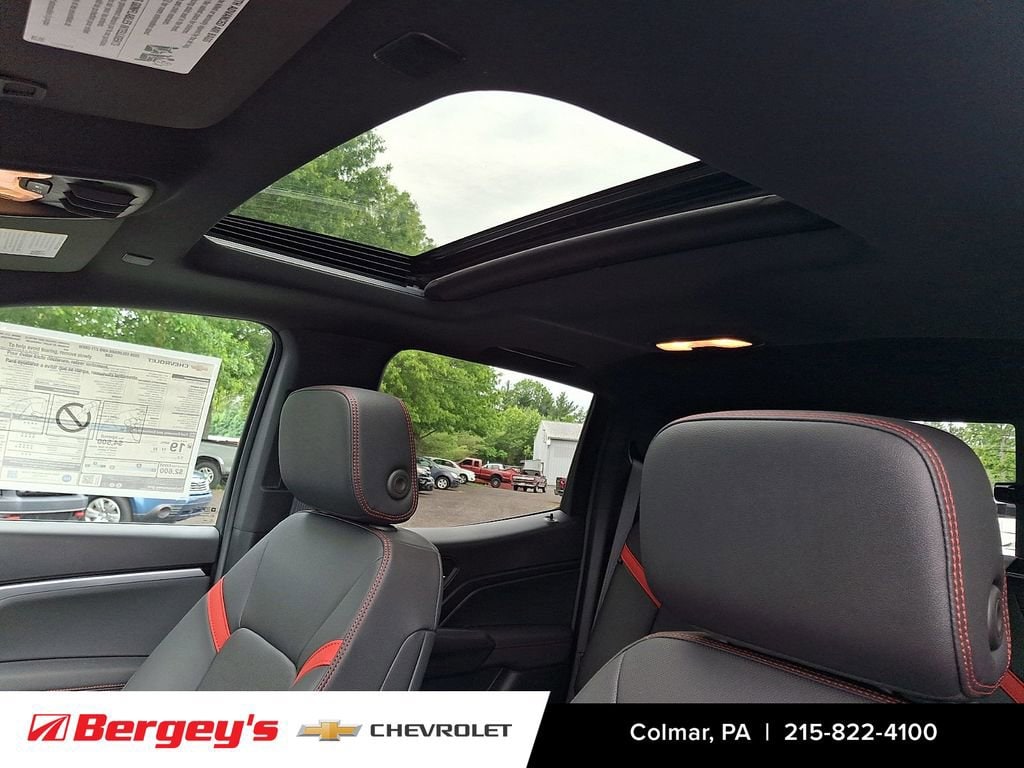 2026 Chevrolet Colorado Z71 - Photo 11