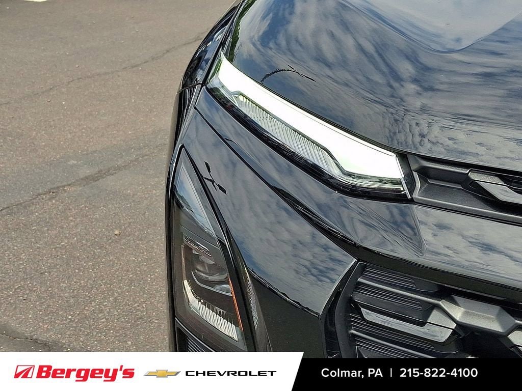 2027 Chevrolet Equinox LT - Photo 7