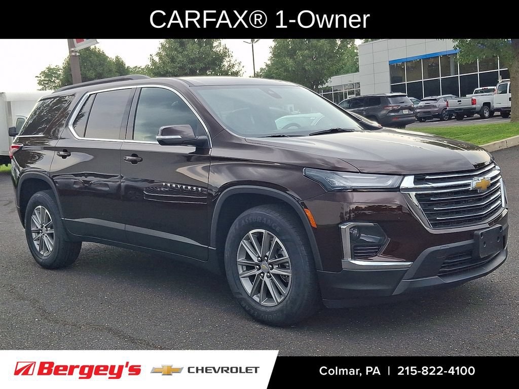 Used 2023 Chevrolet Traverse LT Cloth SUV