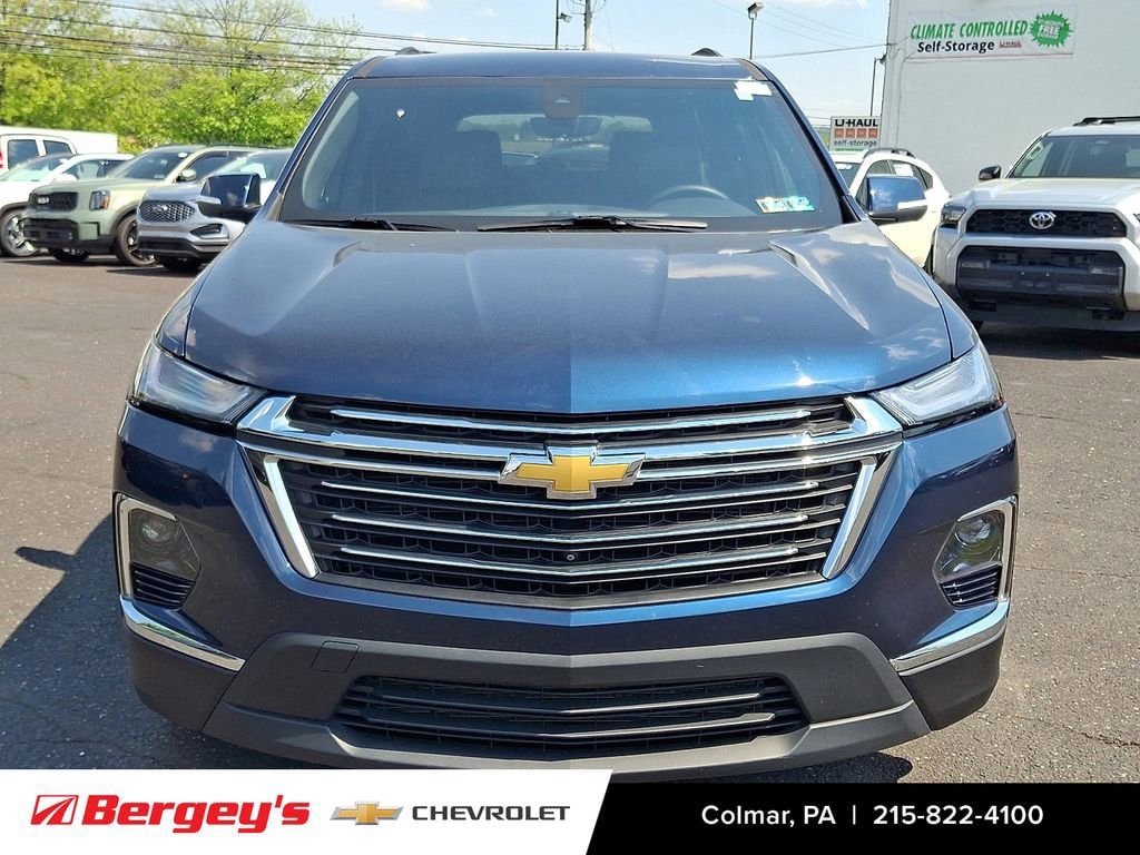 Used 2023 Chevrolet Traverse LT Leather SUV