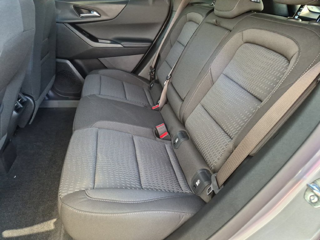 2027 Chevrolet Equinox LT - Photo 24