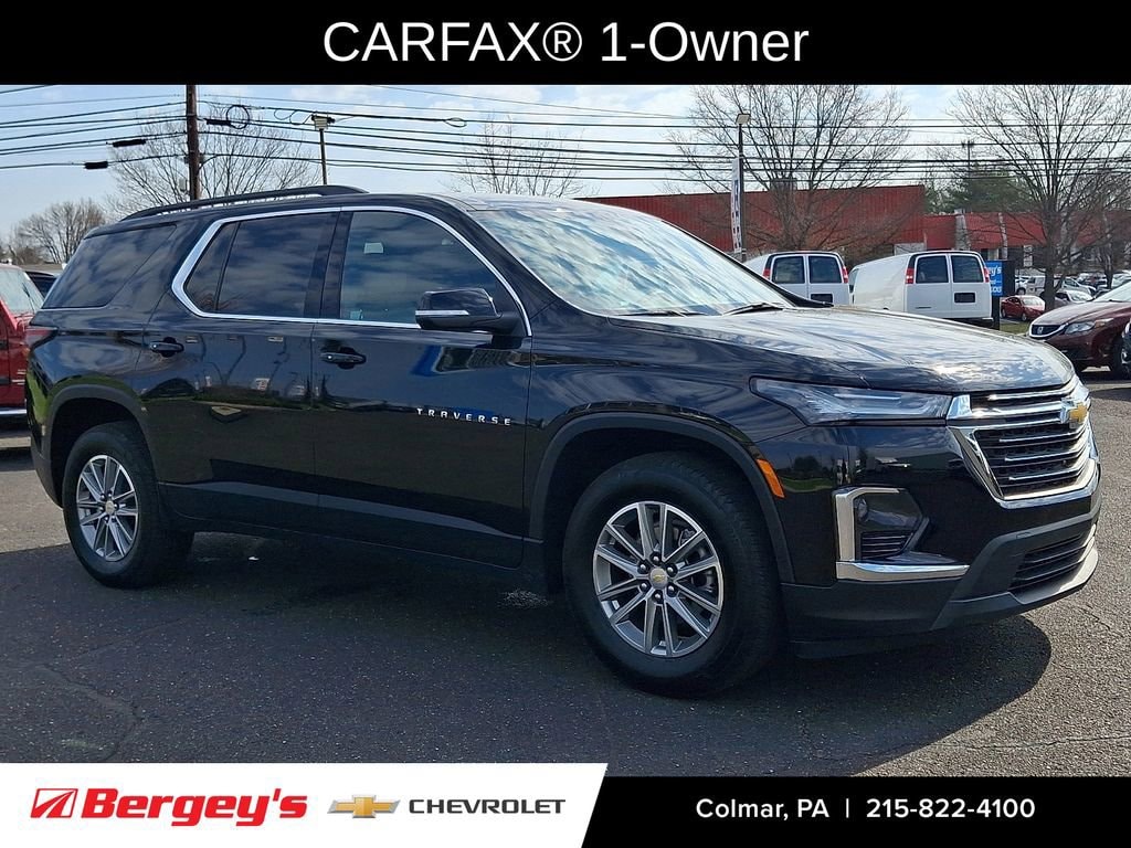 Used 2023 Chevrolet Traverse LT Cloth SUV