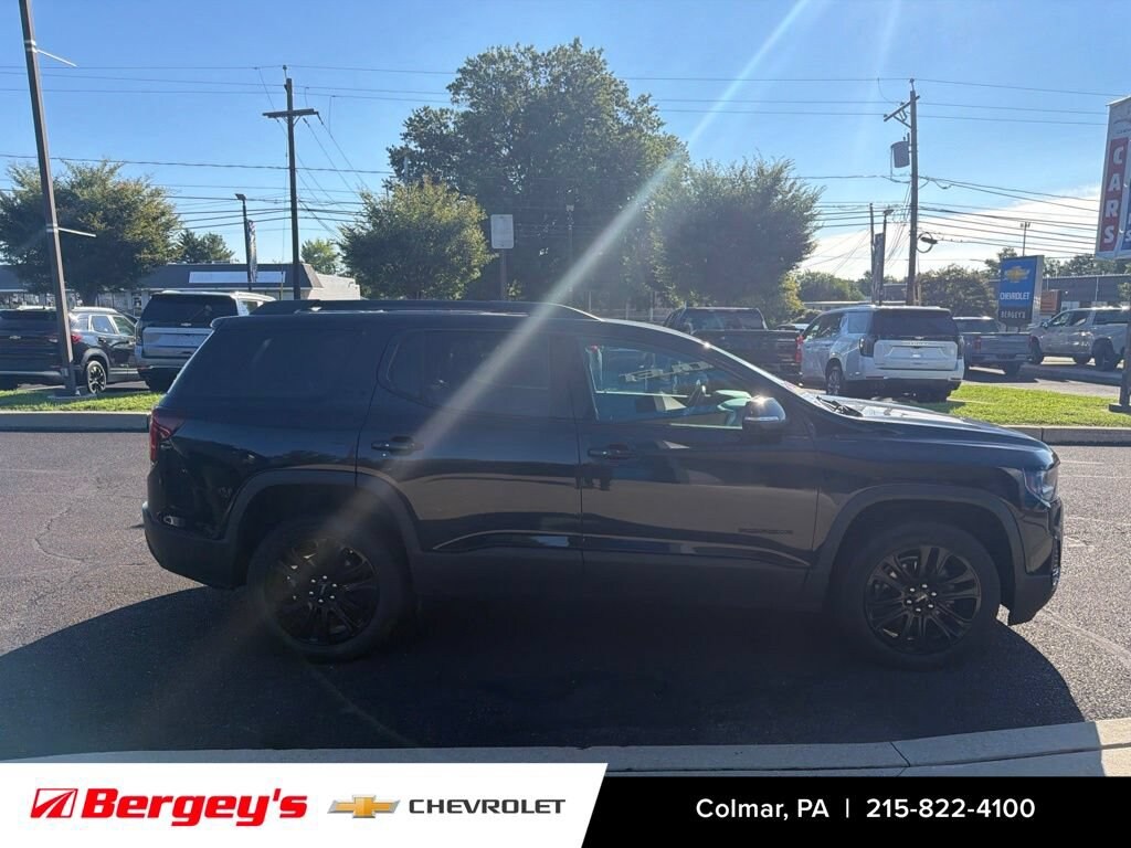 Used 2022 GMC Acadia SLE SUV