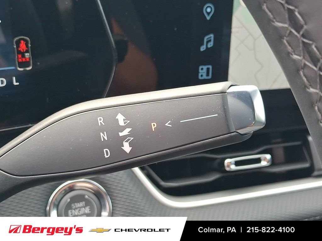 2027 Chevrolet Equinox LT - Photo 13