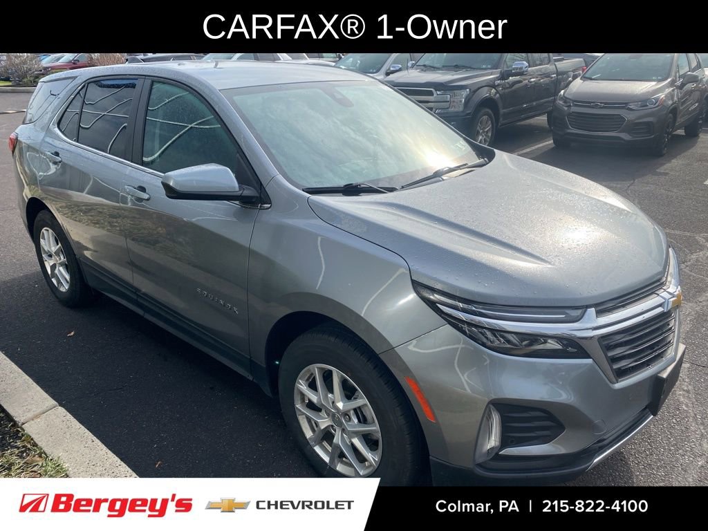 2024 Chevrolet Equinox LT photo 3