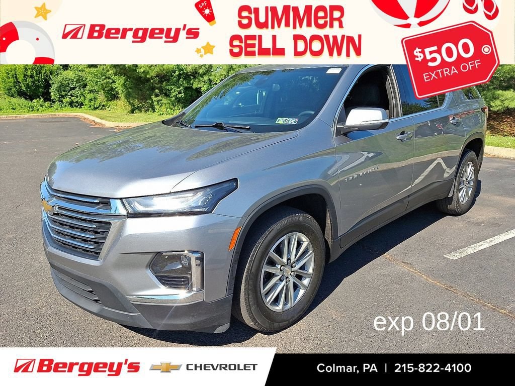 Used 2023 Chevrolet Traverse LT Cloth SUV