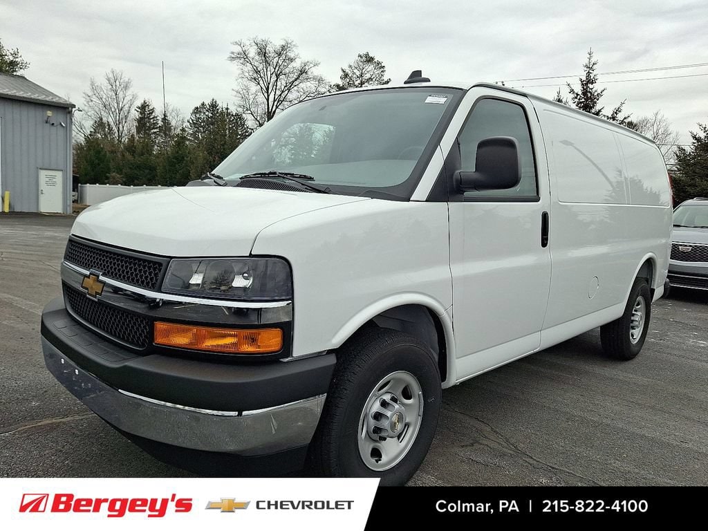 2025 Chevrolet Express Cargo