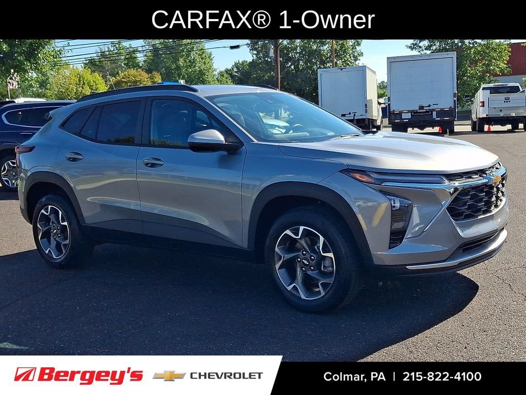 Used 2024 Chevrolet Trax LT SUV