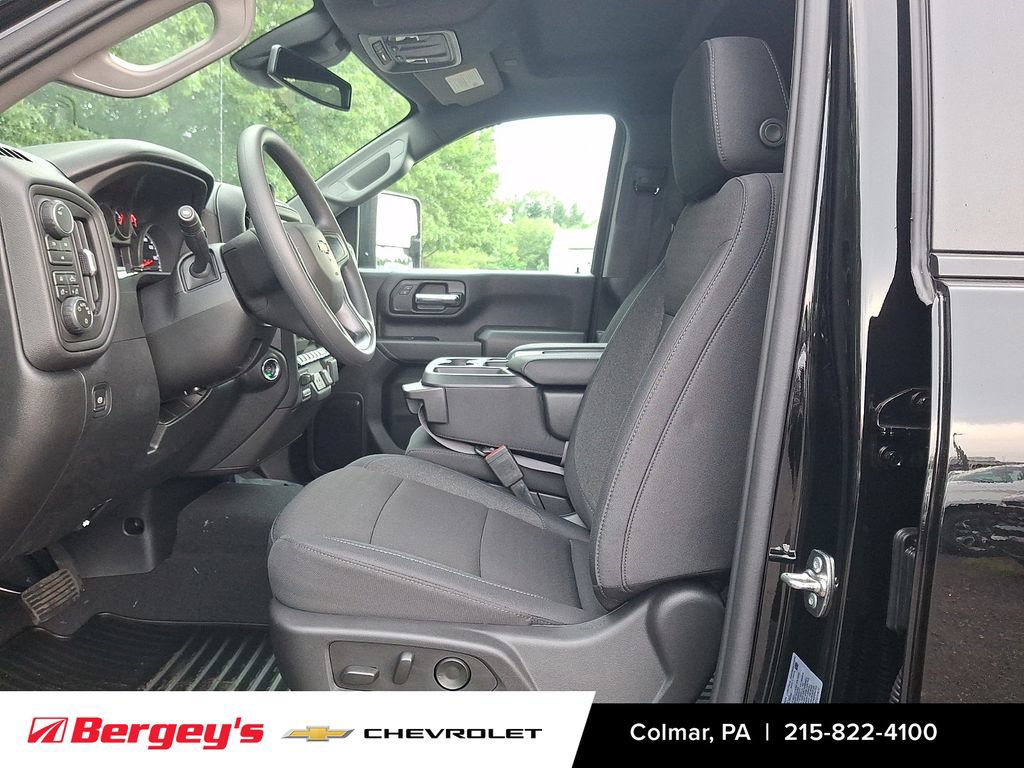 2026 Chevrolet Silverado 2500 HD Custom - Photo 10
