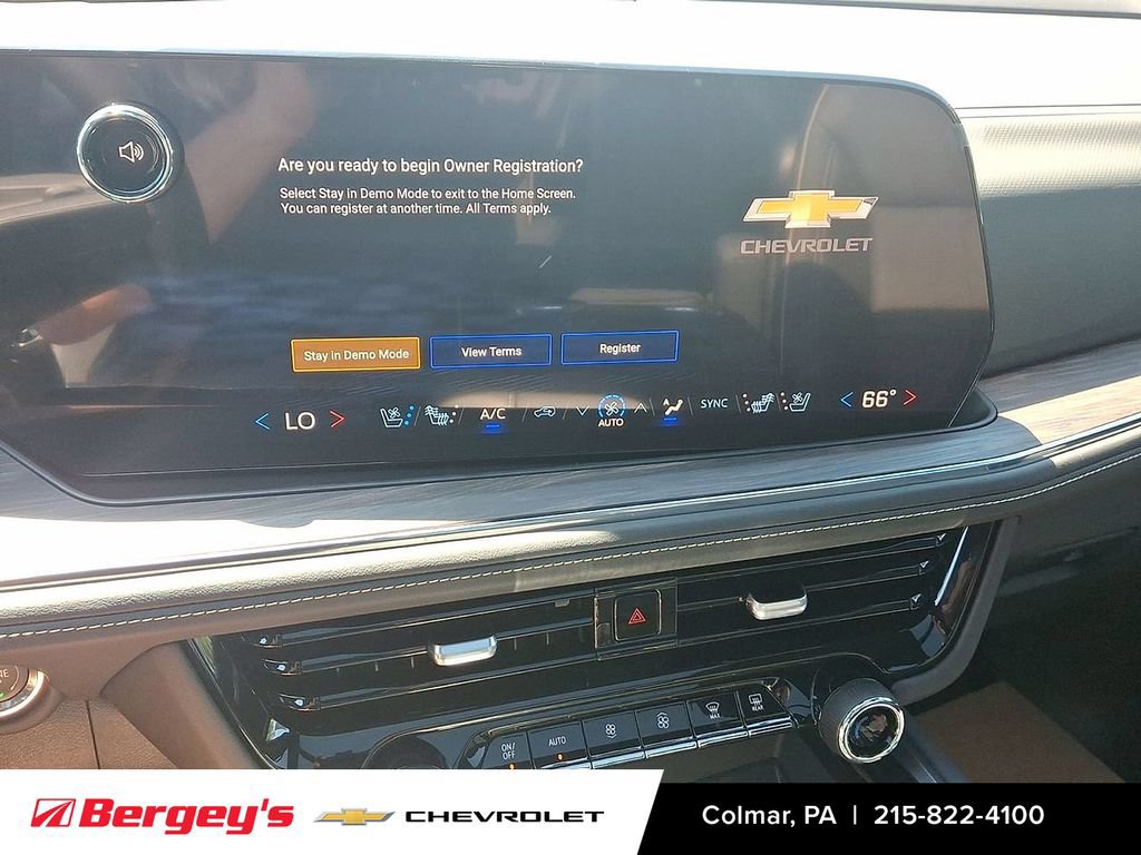 2025 Chevrolet Suburban Premier - Photo 23
