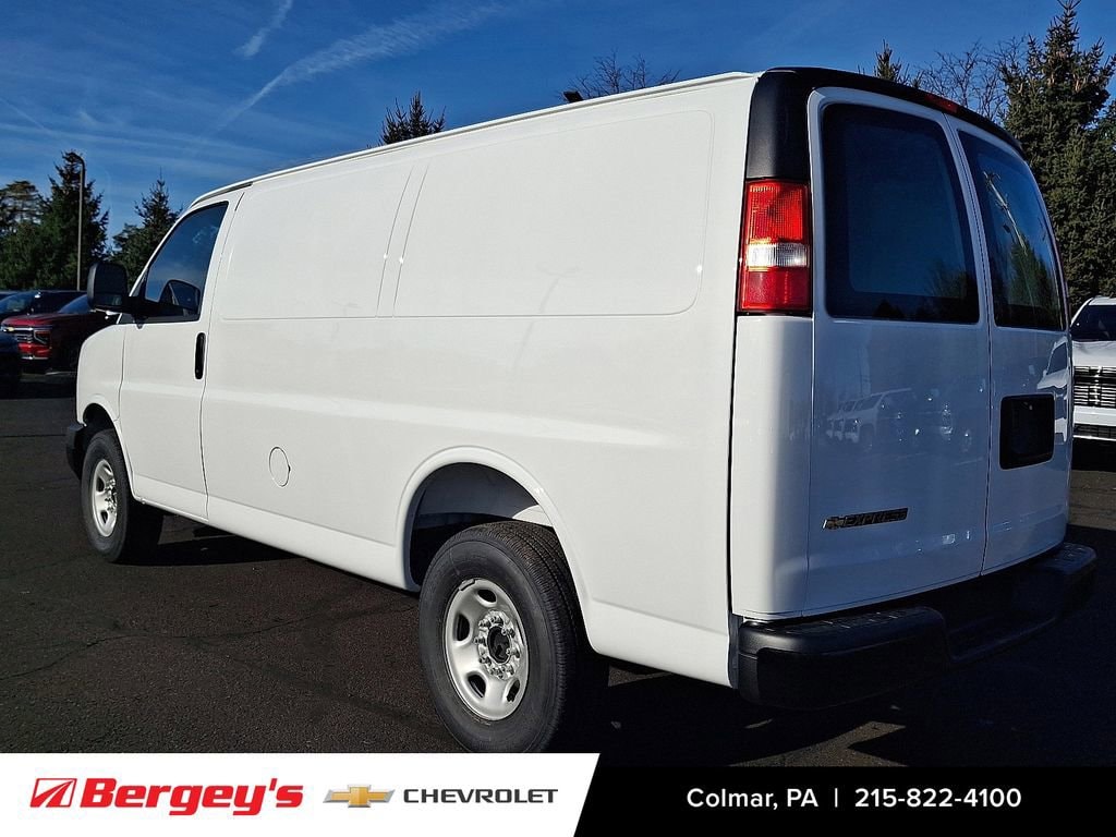 New 2025 Chevrolet Express Cargo 2500 WT Van