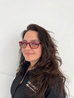 Staff member Nadia Fellag from ID_132d8d