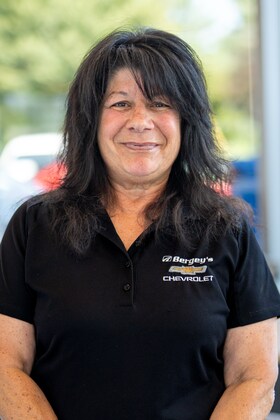 Staff member Tina Logue from ID_132d8d