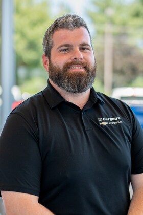 Staff member Kevin Ryan from ID_132d8d
