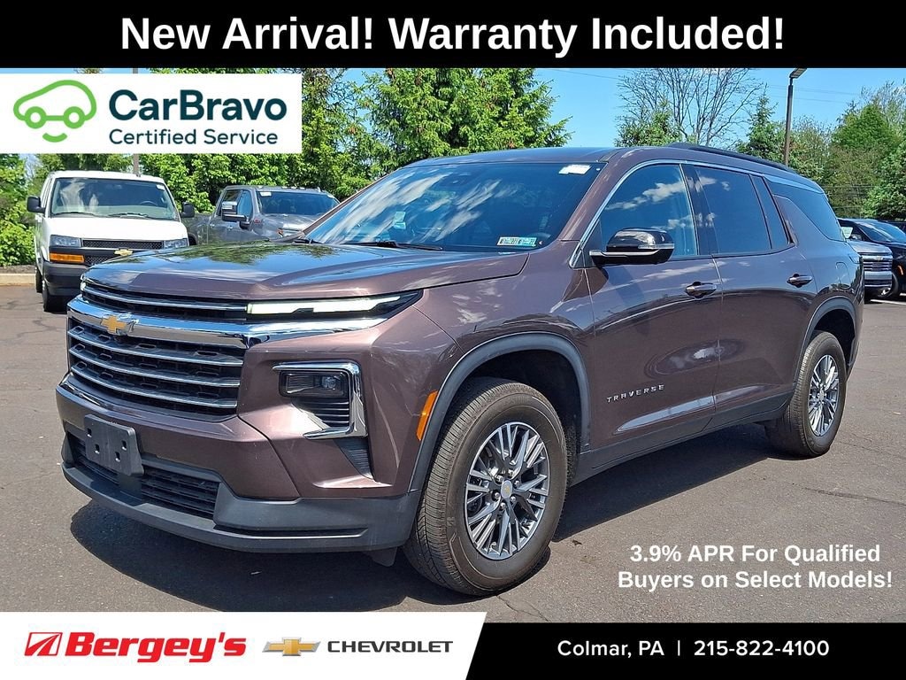 Used 2024 Chevrolet Traverse LT SUV