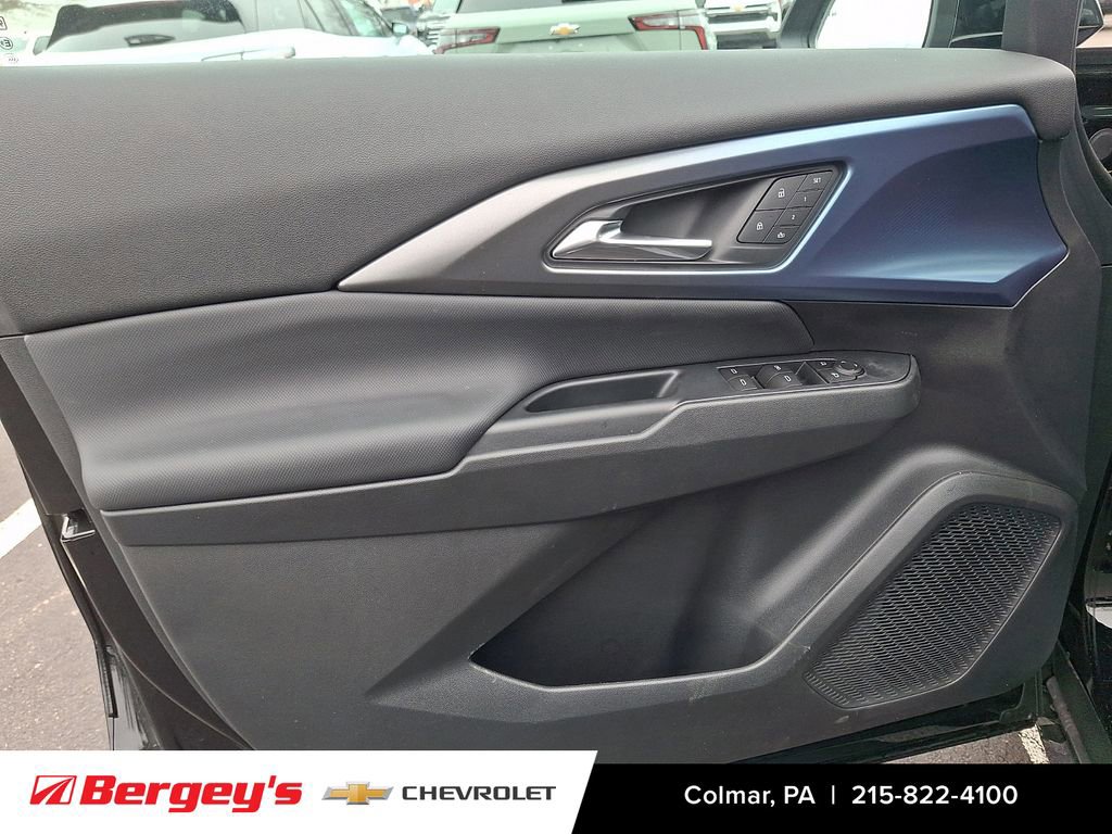 2026 Chevrolet Equinox EV 2LT - Photo 9