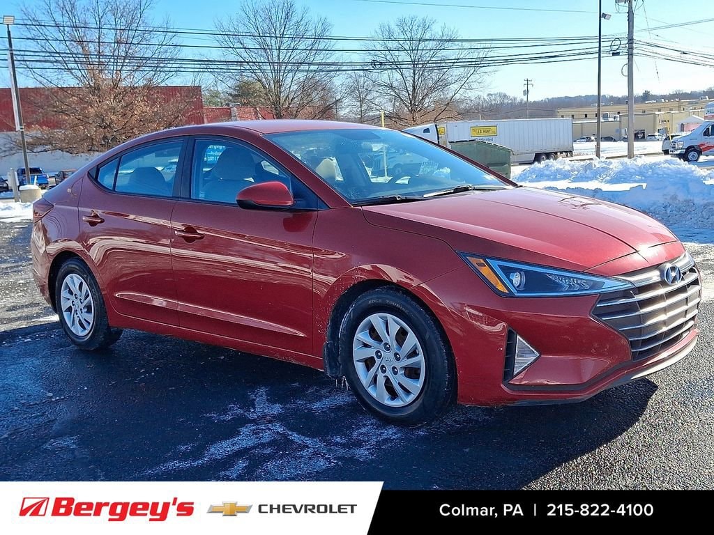 Used 2019 Hyundai Elantra SE Sedan