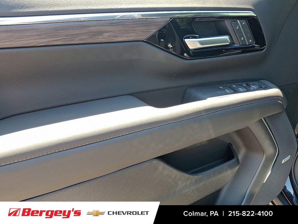 2026 Chevrolet Tahoe Z71 - Photo 9