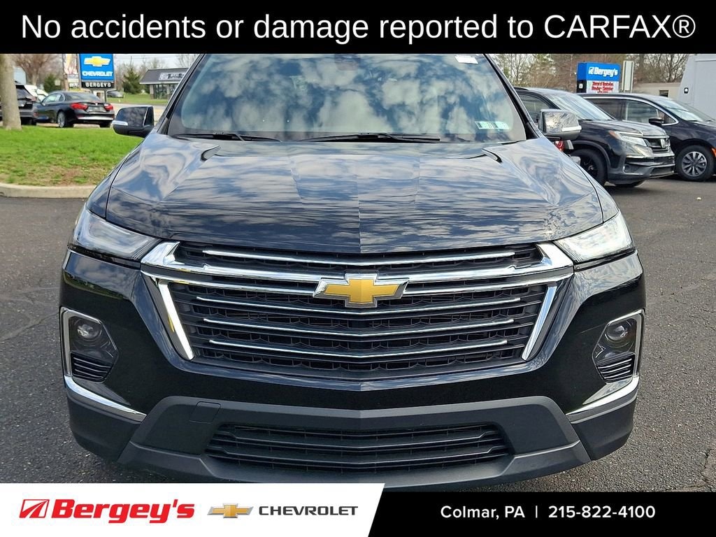 Used 2023 Chevrolet Traverse LT Cloth SUV
