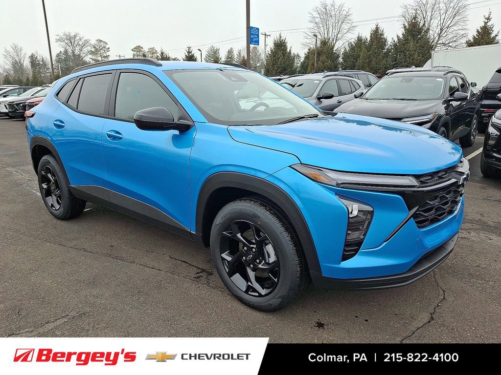 2026 Chevrolet Trax LT - Photo 2