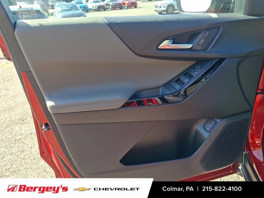 2026 Chevrolet Equinox LT - Photo 9