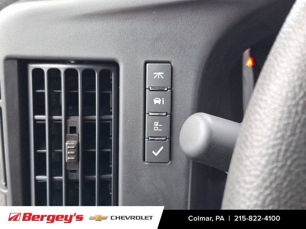 2025 Chevrolet Express Cargo Work Van - Photo 15
