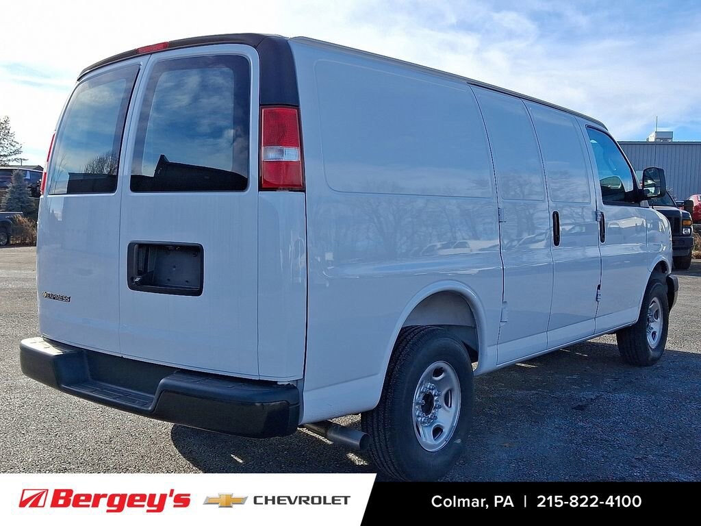 New 2025 Chevrolet Express Cargo 2500 WT Van