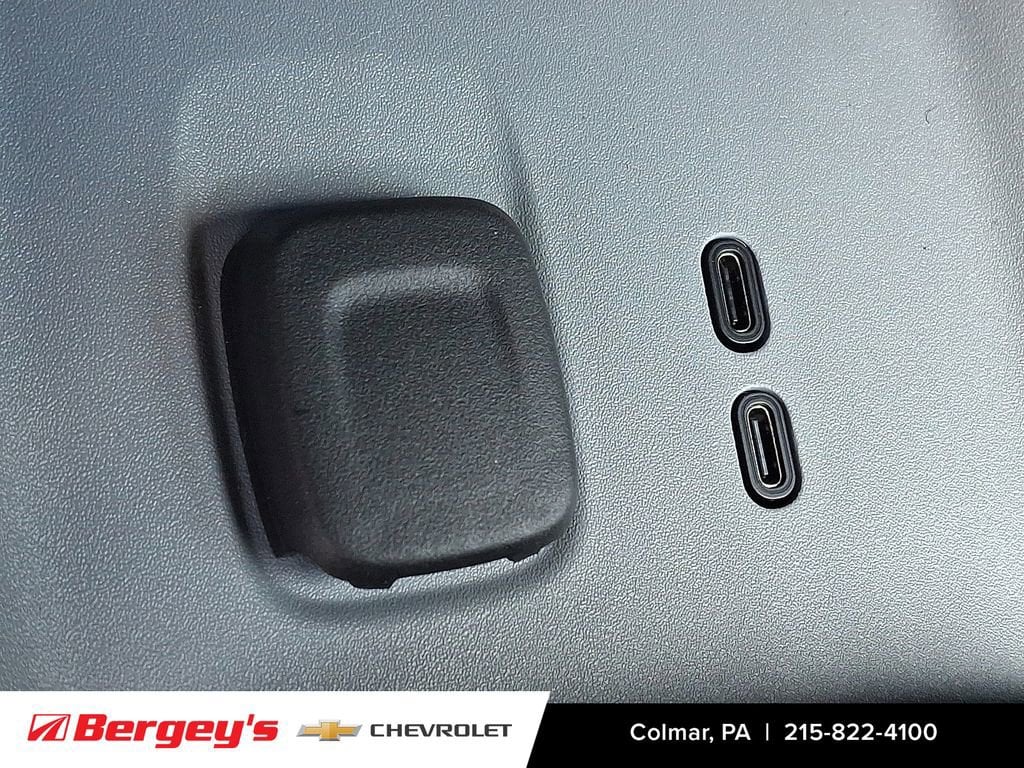 2027 Chevrolet Bolt LT - Photo 17