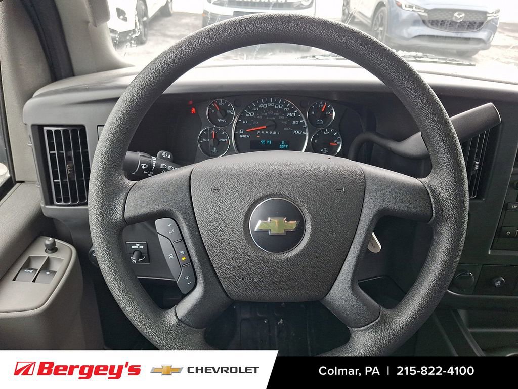 2025 Chevrolet Express Cargo Work Van - Photo 16