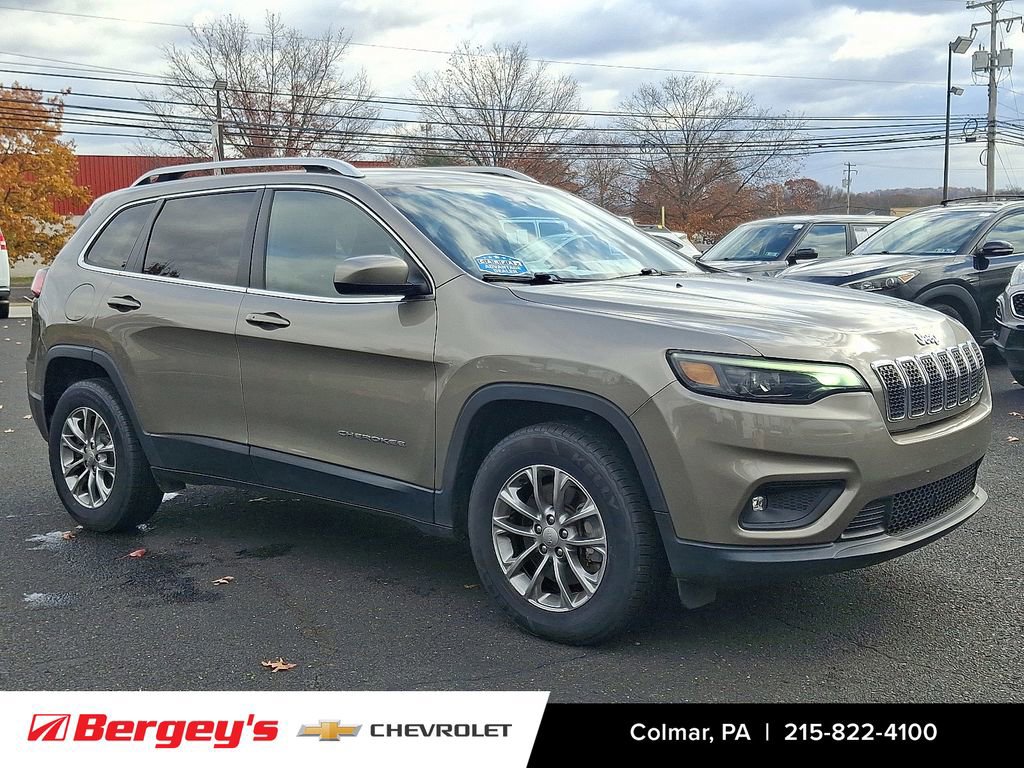 2019 Jeep Cherokee Latitude photo 3