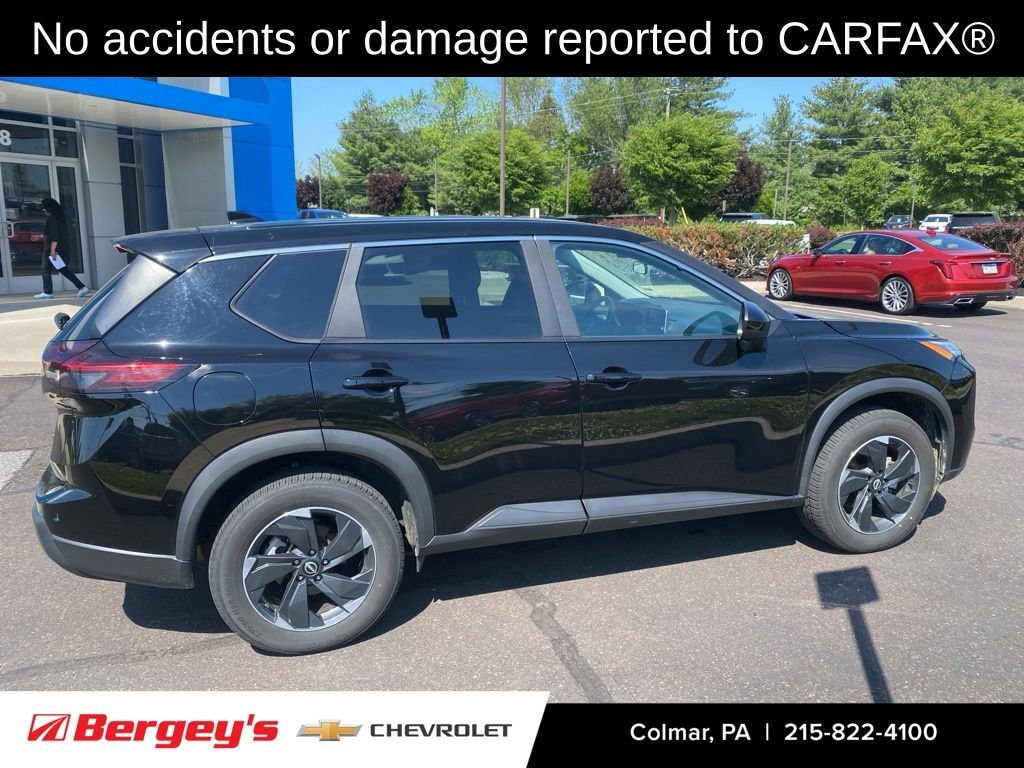 Used 2024 Nissan Rogue SV