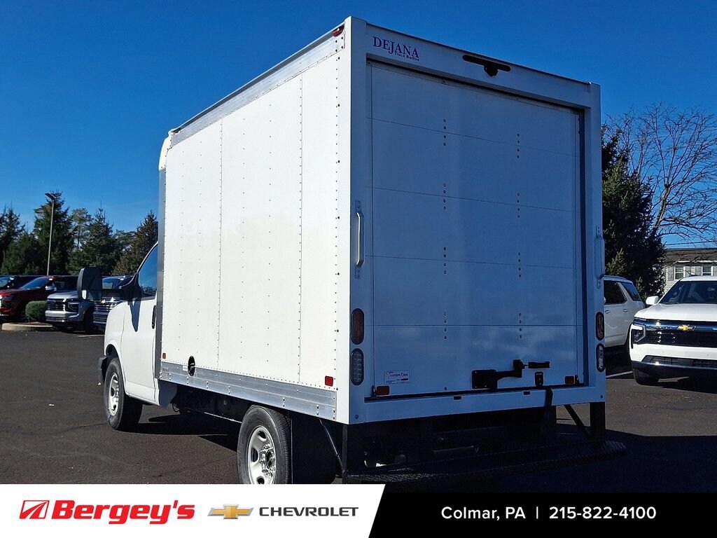 New 2026 Chevrolet Express Cutaway 3500 1WT Cutaway Van