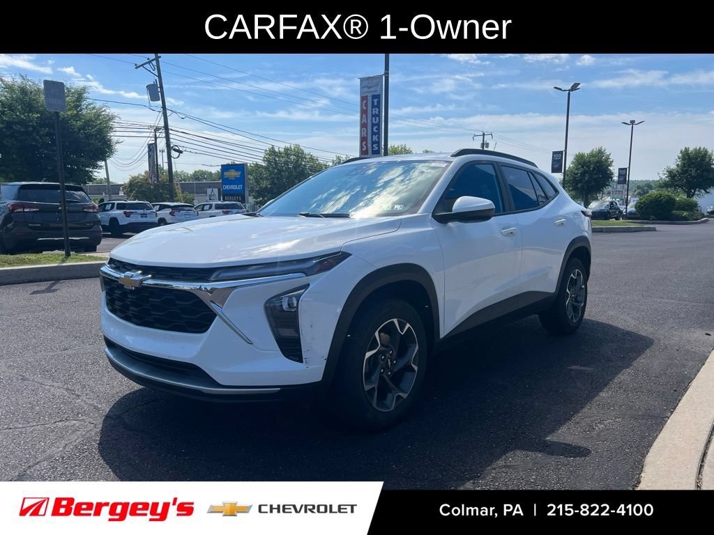 Used 2024 Chevrolet Trax LT SUV