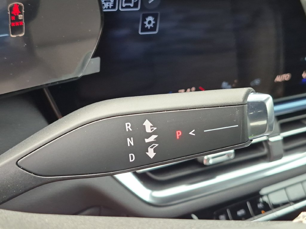 2026 Chevrolet Equinox EV 2LT - Photo 22
