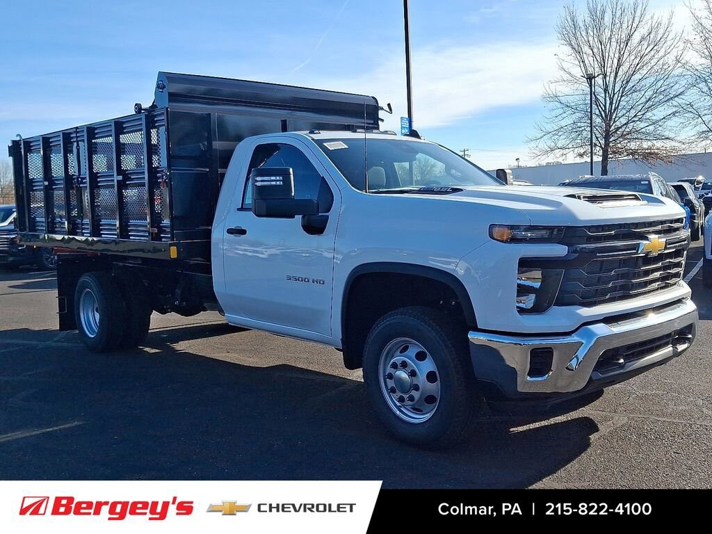 New 2025 Chevrolet Silverado 3500 HD Chassis Cab Work Truck Truck