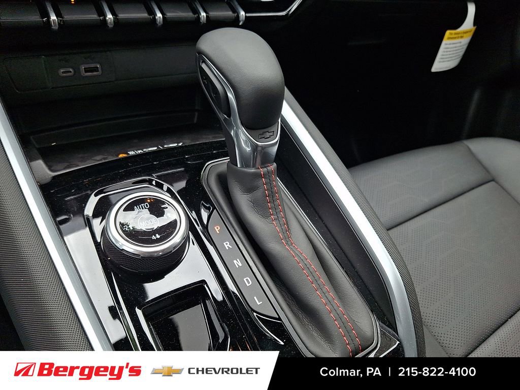 2026 Chevrolet Colorado Z71 - Photo 13