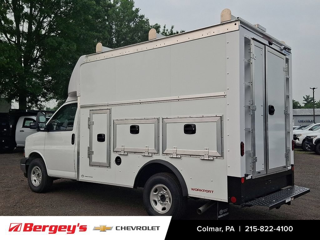 New 2026 Chevrolet Express Cutaway 3500 1WT Cutaway Van