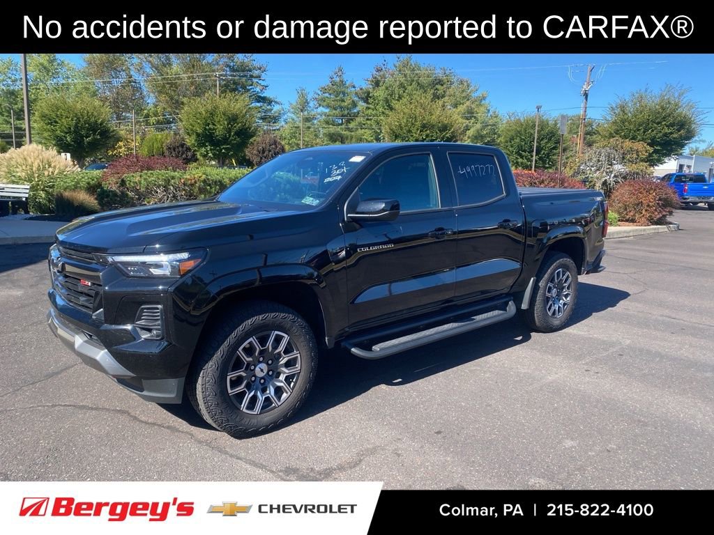 2024 Chevrolet Colorado Z71 photo 2