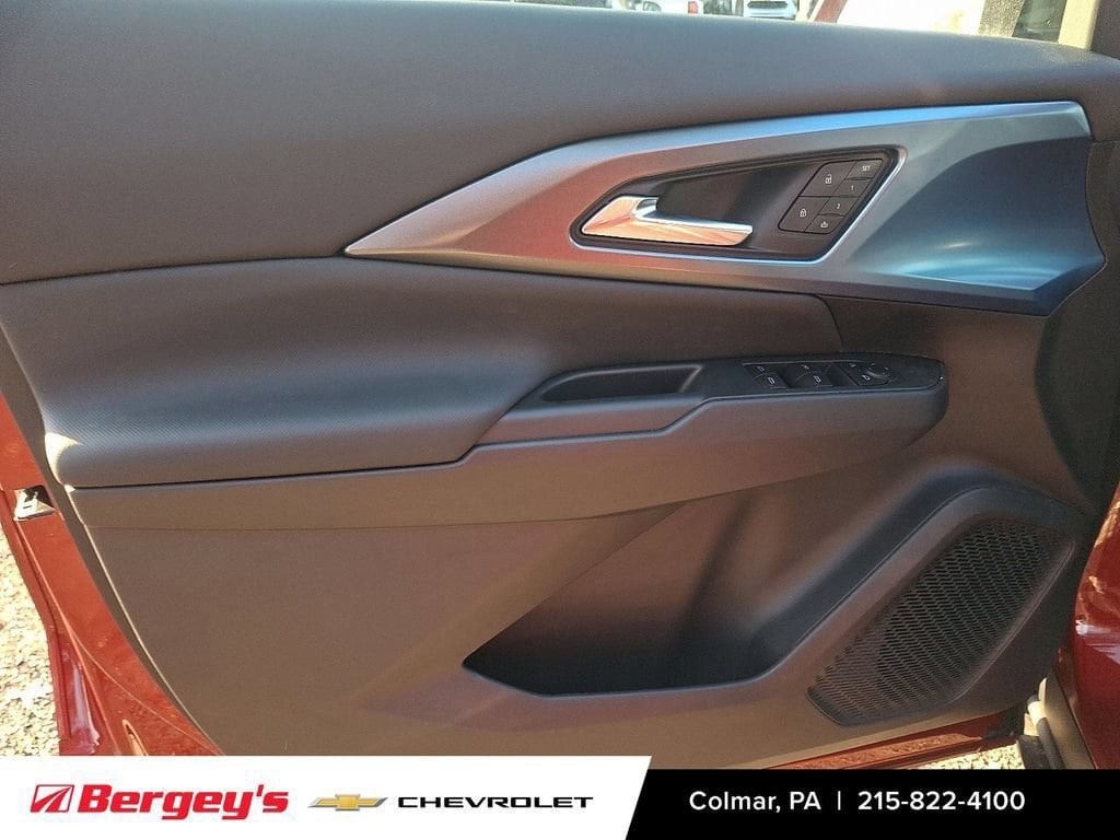 2026 Chevrolet Equinox EV 2LT - Photo 9