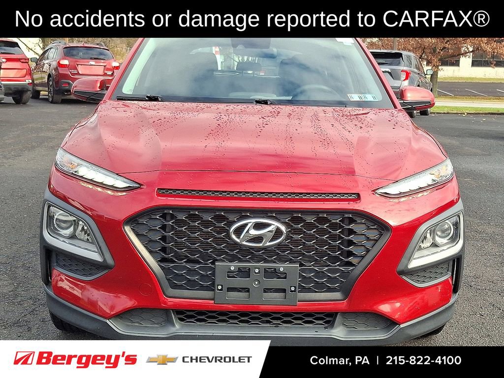 2020 Hyundai Kona SE photo 2