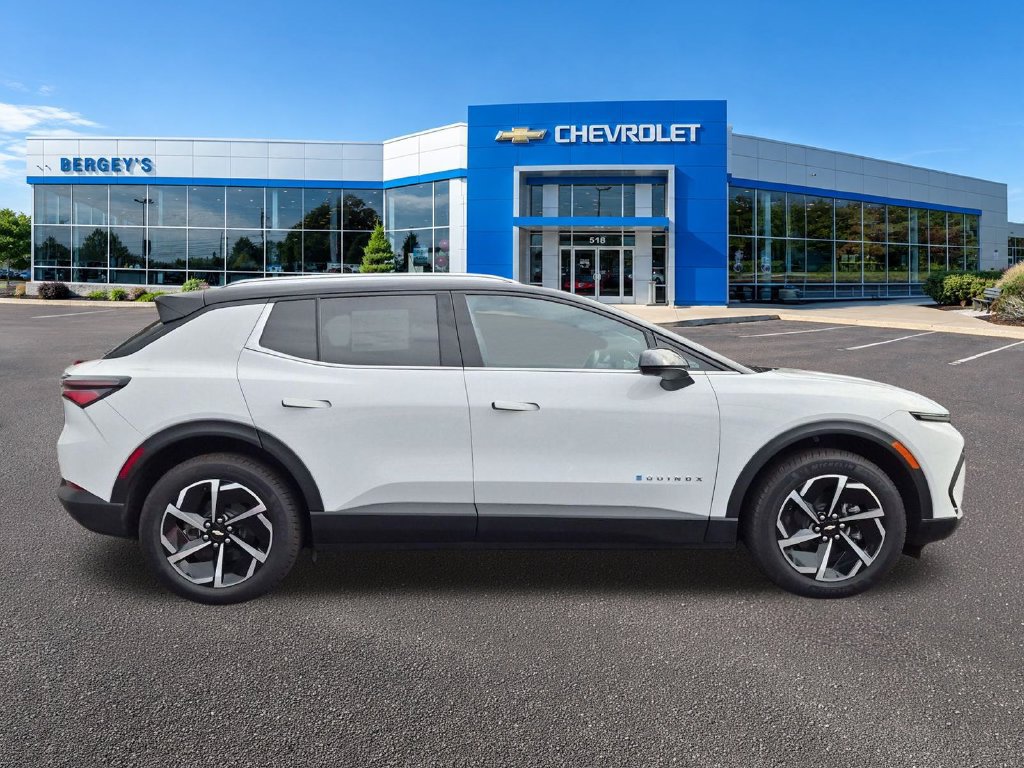 2026 Chevrolet Equinox EV 2LT - Photo 5