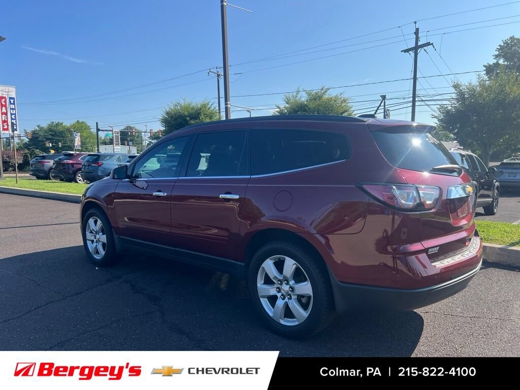 Used 2016 Chevrolet Traverse LT SUV