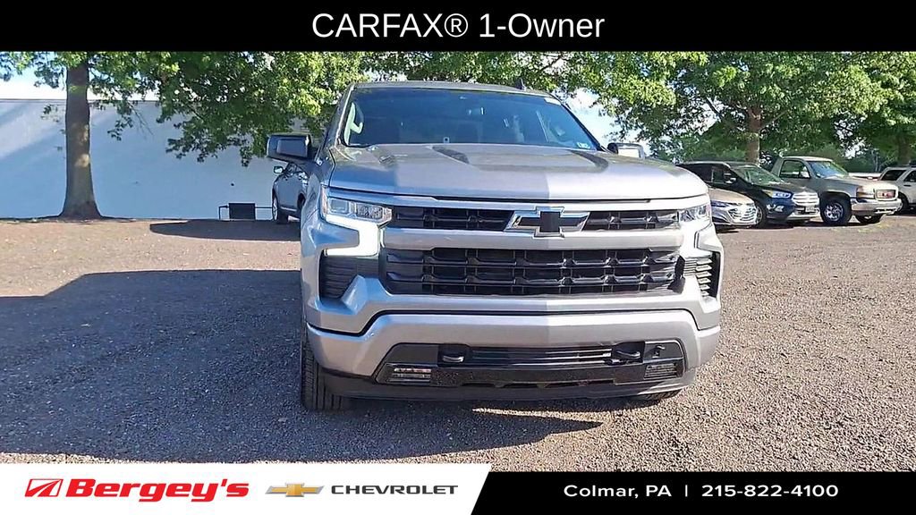 2023 Chevrolet Silverado 1500 RST photo 3