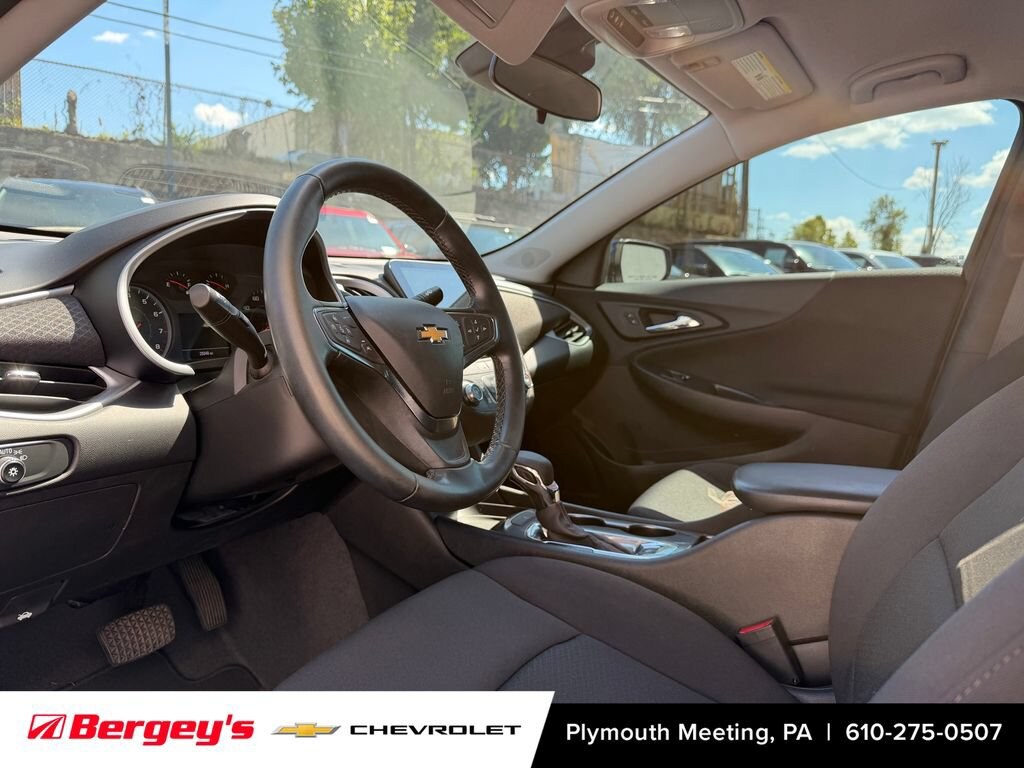Used 2023 Chevrolet Malibu RS Car